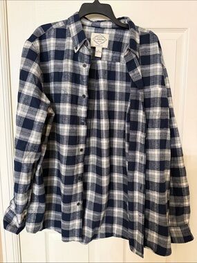 St. John’s Bay Navy and White Plaid Button-Down Flannel Shirt